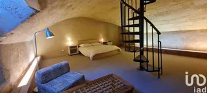 Appartement à BORDEAUX (33000)