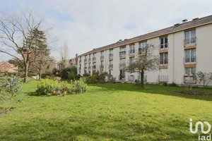 Apartment at ÉZANVILLE (95460)