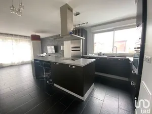 Apartment in LES ULIS (91940)