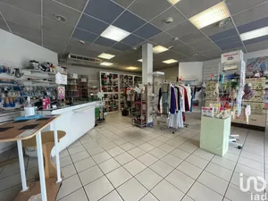 Boutique/Local commercial à SAINT-PIERRE-DES-CORPS (37700)