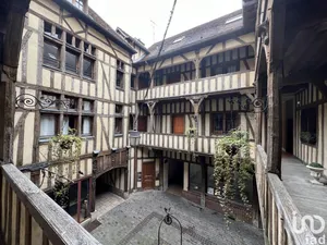 Appartement à TROYES (10000)