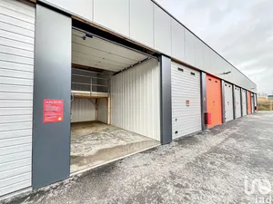 Hangar à CHALIFERT (77144)
