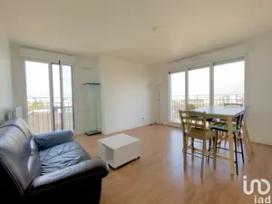 Apartment in Villejuif (94800)