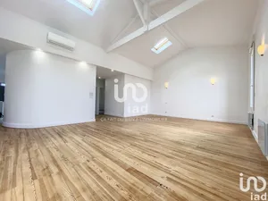 Appartement à BORDEAUX (33800)