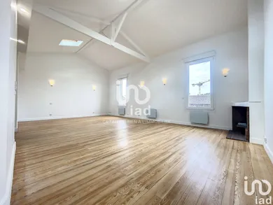 Appartement à BORDEAUX (33800)