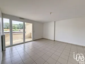 Appartement à PRINGY (77310)