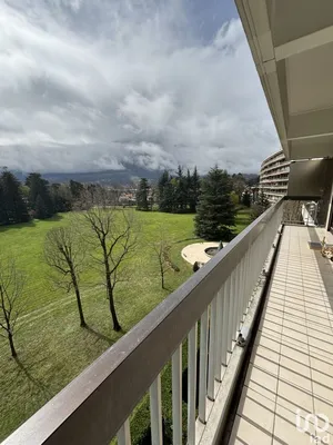 Apartment at SAINT-ÉGRÈVE (38120)