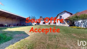 House at LUC-ARMAU (64350)
