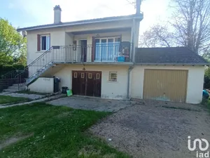 Maison à LA CHAPELLE-MONTLINARD (18140)
