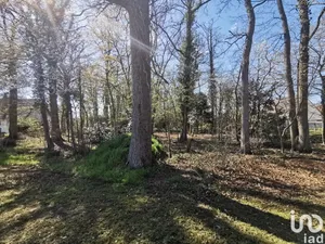 Land at LAMORLAYE (60260)