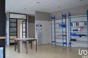 Commercial at LIMOGES (87000)