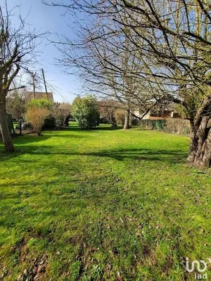 Terrain à FONTENAY-TRÉSIGNY (77610)