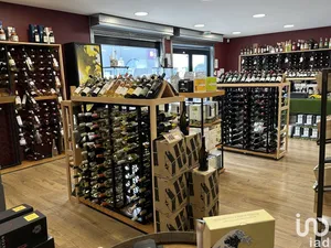 Commercial at LE PONTET (84130)