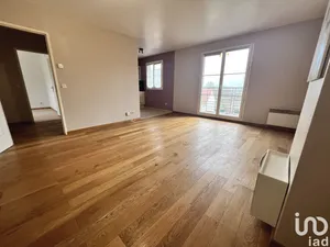 Appartement à COMBS-LA-VILLE (77380)