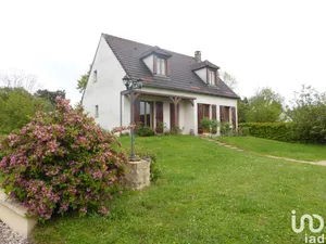 House at LINDRY (89240)
