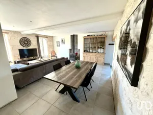 House at BORDS (17430)