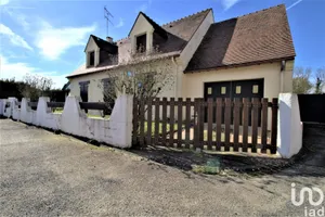 Maison à BEAUMONT-DU-GÂTINAIS (77890)