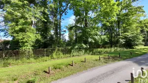 Terrain à GOUVIEUX (60270)