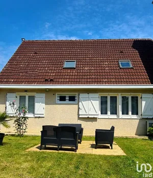 House at VAUX-LE-PÉNIL (77000)