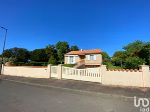 House at PRESSAC (86460)