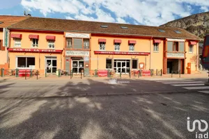 Commercial at ESPINASSES (05190)