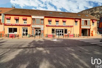 Boutique/Local commercial à ESPINASSES (05190)