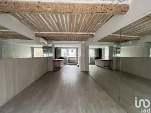 Boutique/Local commercial à SIX-FOURS-LES-PLAGES (83140)