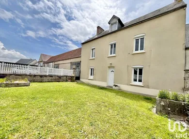 House at CRÉANCES (50710)