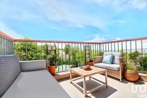 Apartment at GARCHES (92380)