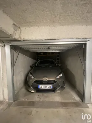 Parking à LES SORINIÈRES (44840)
