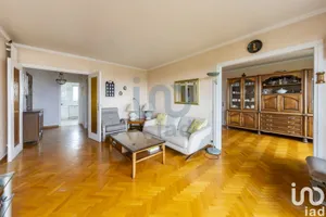 Appartement à CHEVILLY-LARUE (94550)