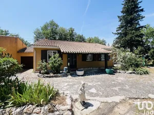 Maison à Forcalqueiret (83136)