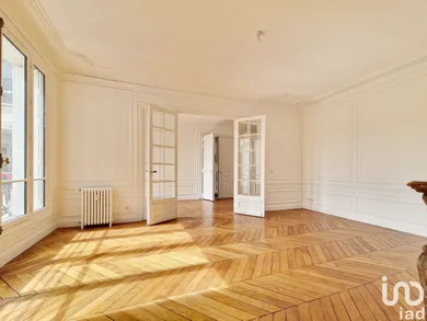 Appartement à PARIS (75014)
