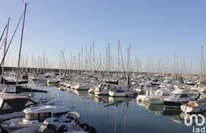 Restaurant à VALRAS-PLAGE (34350)
