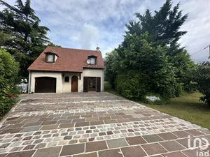Maison à VAUX-LE-PÉNIL (77000)