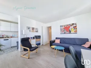 Apartment at SUCY-EN-BRIE (94370)