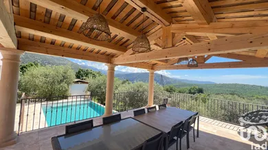 House at MONS (83440)