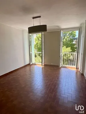 Apartment at MARSEILLE (13009)