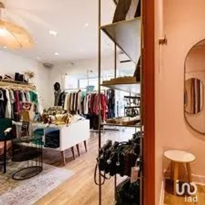 Boutique/Local commercial à SAINT-RAPHAËL (83700)