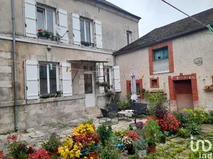 Immeuble à SOUPPES-SUR-LOING (77460)