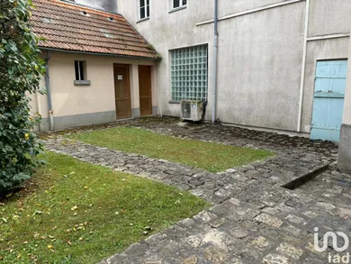 Boutique/Local commercial à RAMBOUILLET (78120) — 4/5