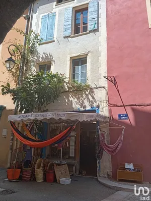 Boutique/Local commercial à BUIS-LES-BARONNIES (26170)