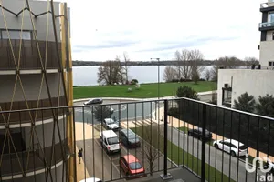 Apartment at BORDEAUX (33300)