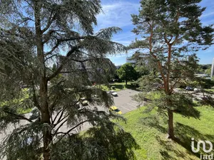 Appartement à DÉCINES-CHARPIEU (69150)