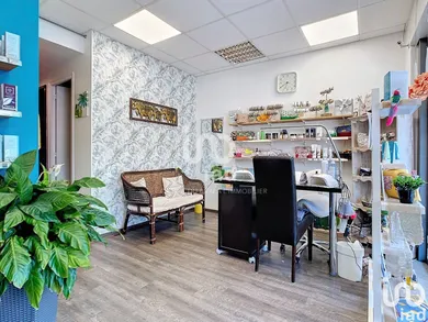 Boutique/Local commercial à LE TIGNET (06530)