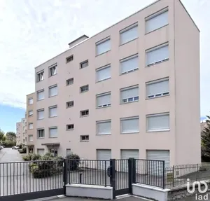 Apartment in CALUIRE-ET-CUIRE (69300)