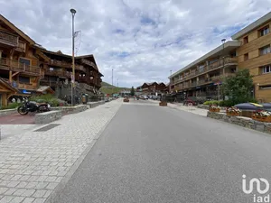 Boutique/Local commercial à HUEZ (38750)