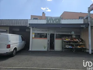 Murs commerciaux  à RIOM (63200)