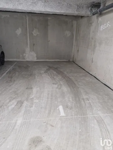 Parking à MARSEILLAN (34340)