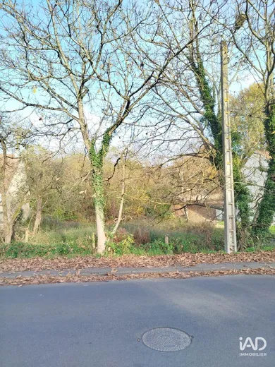 Land at SOUPPES-SUR-LOING (77460)